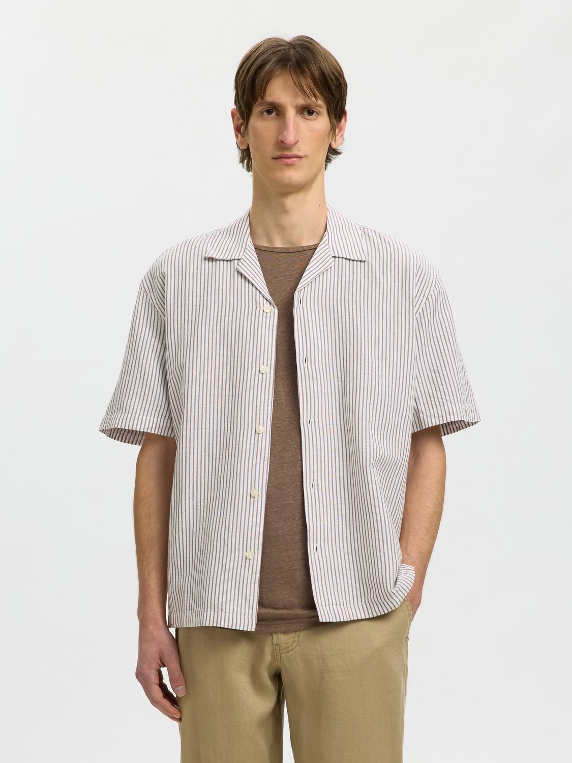 model_shot-front